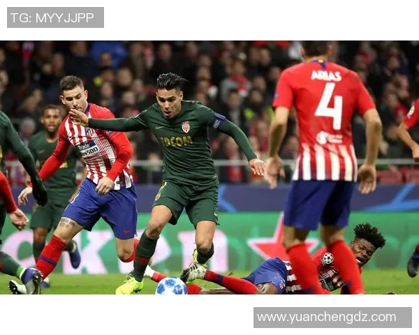 拿玻里迎战红星球队巅峰对决期待精彩瞬间与激情碰撞 拿玻里迎战红星球队巅峰对决期待精彩瞬间与激情碰撞