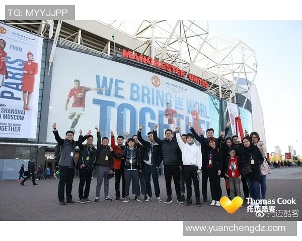 与世界足球明星亲密合影的精彩瞬间分享与回忆